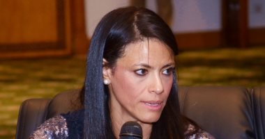 وزيرة السياحة تؤكد برنامج تحفيز الطيران نوفمبر القادم