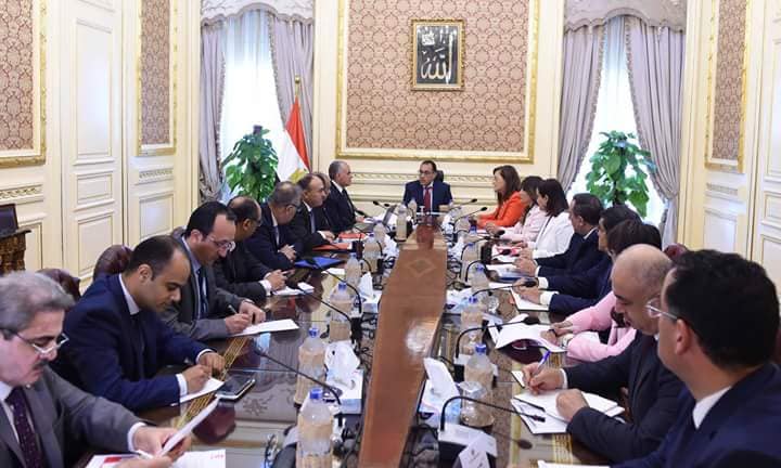 رئيس الوزراء يستعرض آخر التطورات في منظومة كارت الفلاح