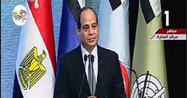 الرئيس السيسى يؤكد أن الدولة تواجه تحديات كبيرة في زيادة السكان