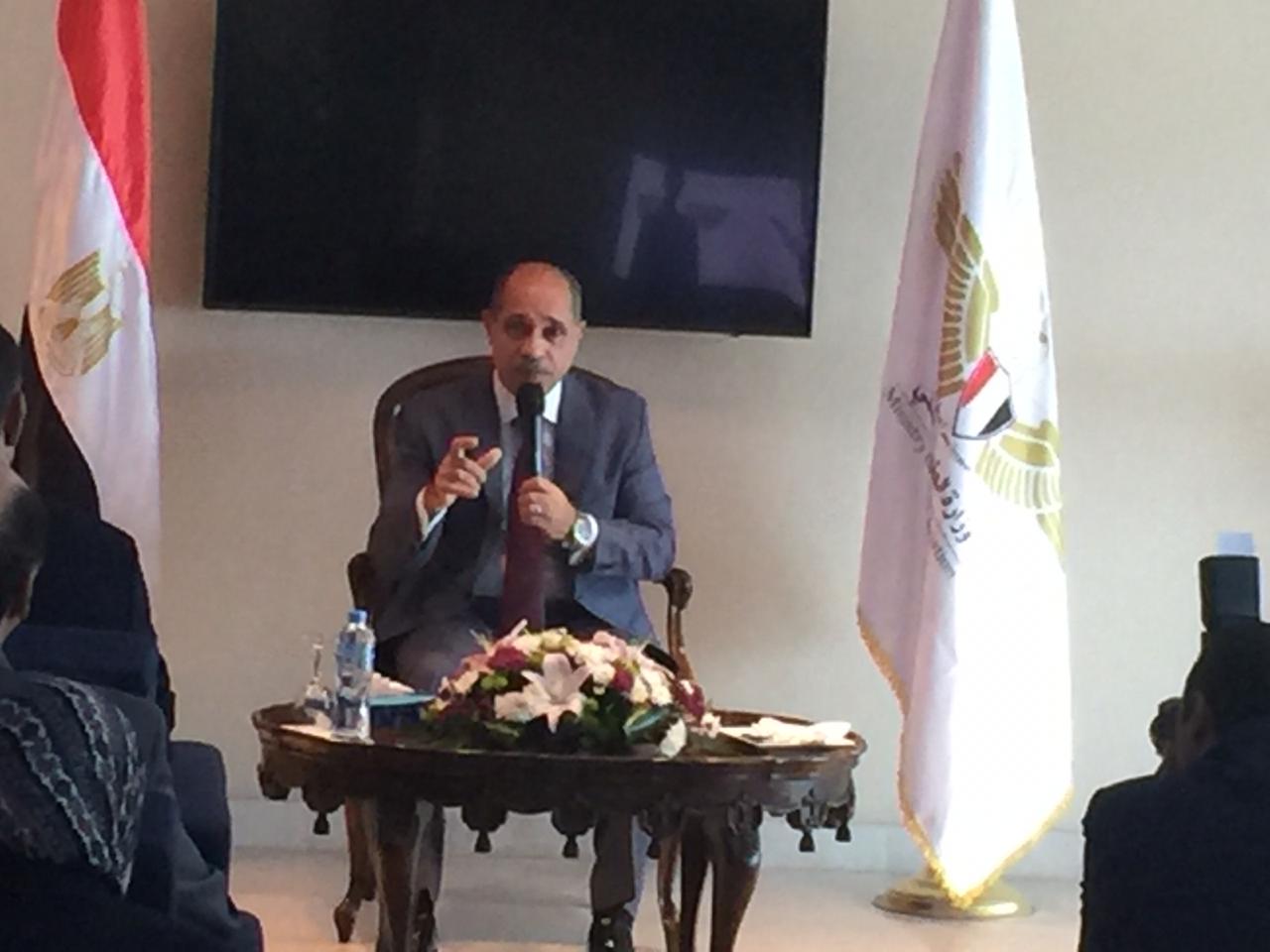 وزير الطيران يؤكد وضع خطوط طيران جديدة أفريقية بداية العام القادم