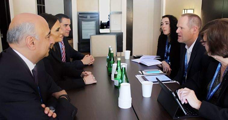 وزيرة الاستثمار تبحث مع نائب مساعد وزير الخزانة الأمريكى زيادة الاستثمارات الأمريكية فى مصر