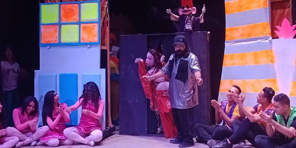 ”كينج كونج” يتألق يوميا علي قاعة صلاح جاهين بمسرح البالون