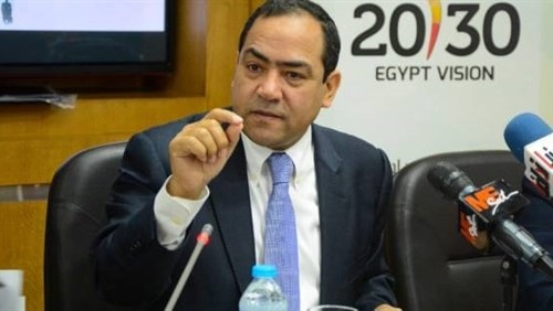 الشيخ :مقترح تقليل أيام العمل سيسبب مشاكل أسرية