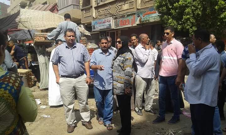 الأجهزة الأمنية بالقوصية تقود حملة إزالة الاشغالات والتعديات