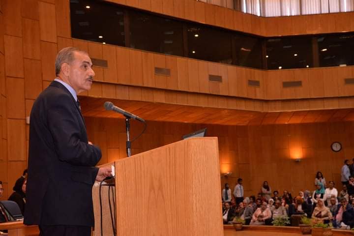 محافظ أسيوط يشيد بالمبادرات الشبابية التي تطلقها وزارة الشباب والرياضة