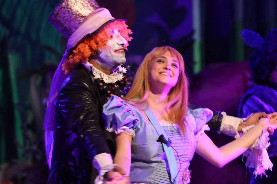 ”أليس في بلاد العجائب” غدا الخميس على مسرح البالون