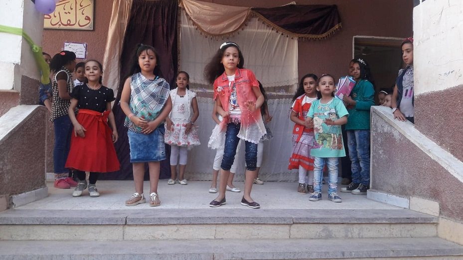 تدشين مبادرة ” اقرأ - احلم - ابتكر” بمدرسة خالد بن الوليد بنجع حمادي