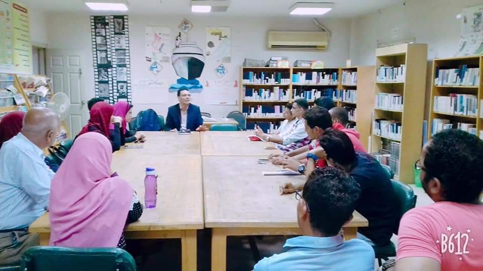 حلقة نقاشية بعنوان ' ثقافة الاختيار ' بمكتبة الفيوم العامة