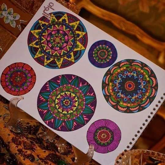 معرض طلبة دراسات حرة فنون جميله