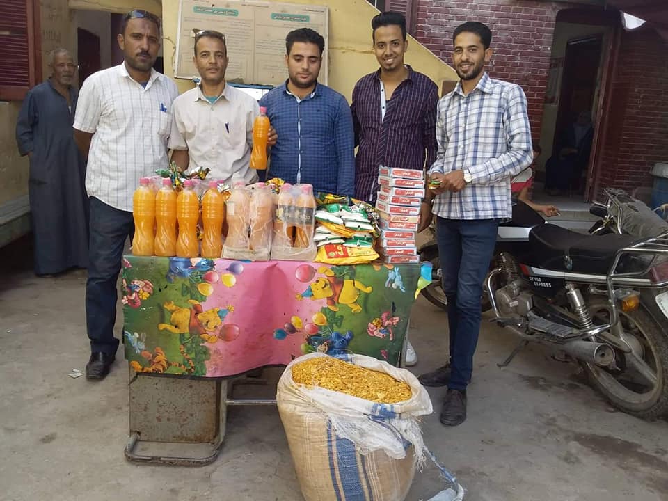 ضبط شيبسي وعصائر وبسبوسة منتهية الصلاحية بالفشن