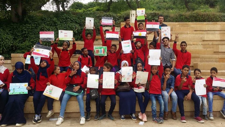 أتوبيس الفن الجميل يستضيف ذوى الاحتياجات الخاصة