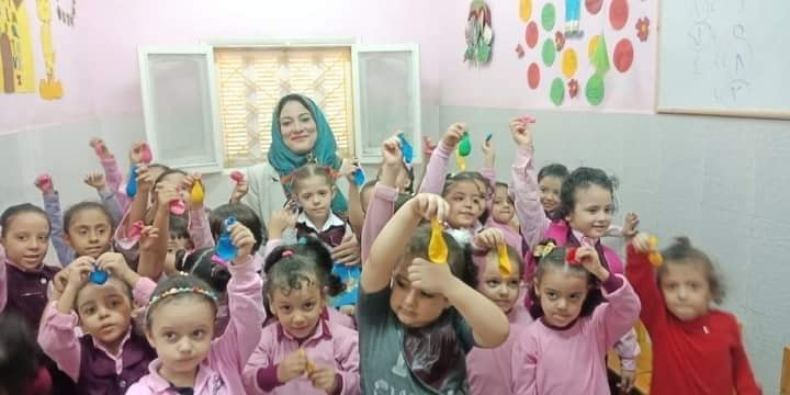 ورش حلى وتشكيل صلصال لذوى الإحتياجات الخاصة بثقافة البحيرة