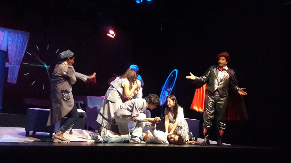 ”تسجيل دخول” انطلاقة جديدة لمسرح الهناجر