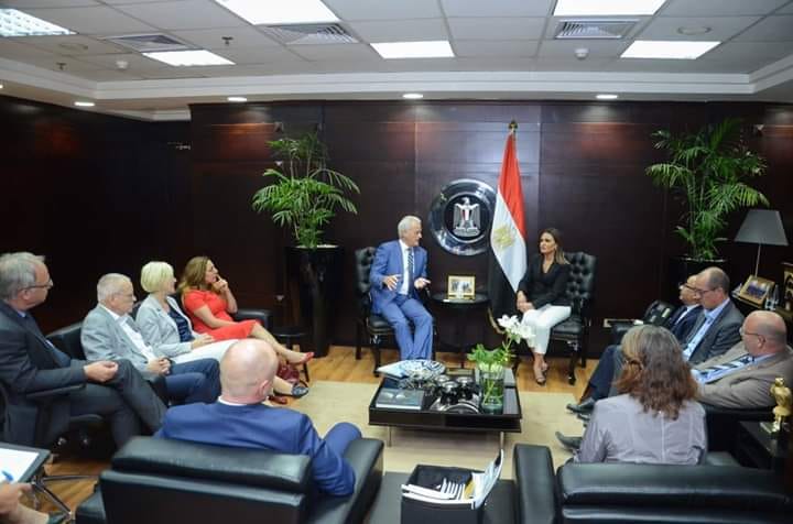 وزيرة الاستثمار تلتقى بوفد من برلمان ألمانيا الاتحادية