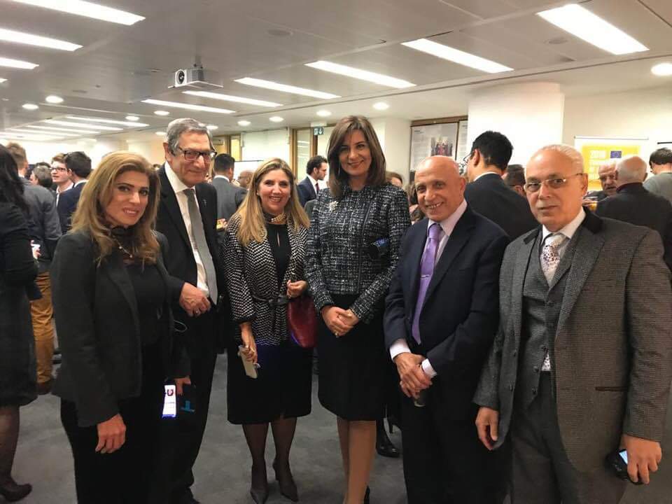 وزيرة الهجرة ونظيرها اليوناني والقبرصي يزورون الكنيسة المصرية واليونانية بلندن