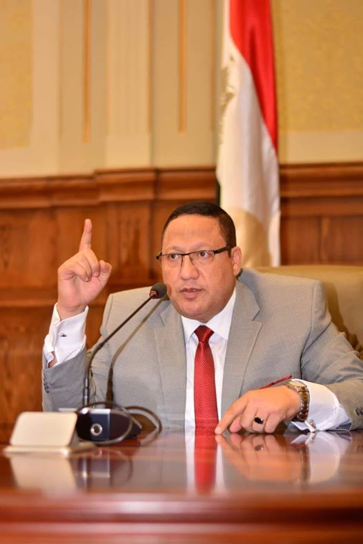 اشرف جمال يستنكر الهجوم الإرهابي قرب دير الأنبا صموئيل بالمنيا
