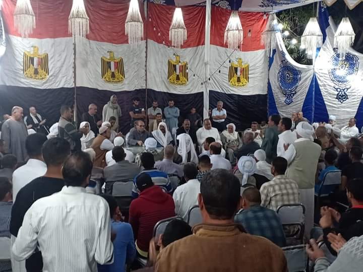 خشانة ينجح في إنهاء خلاف بين عائلتين من الاقباط بالسويس