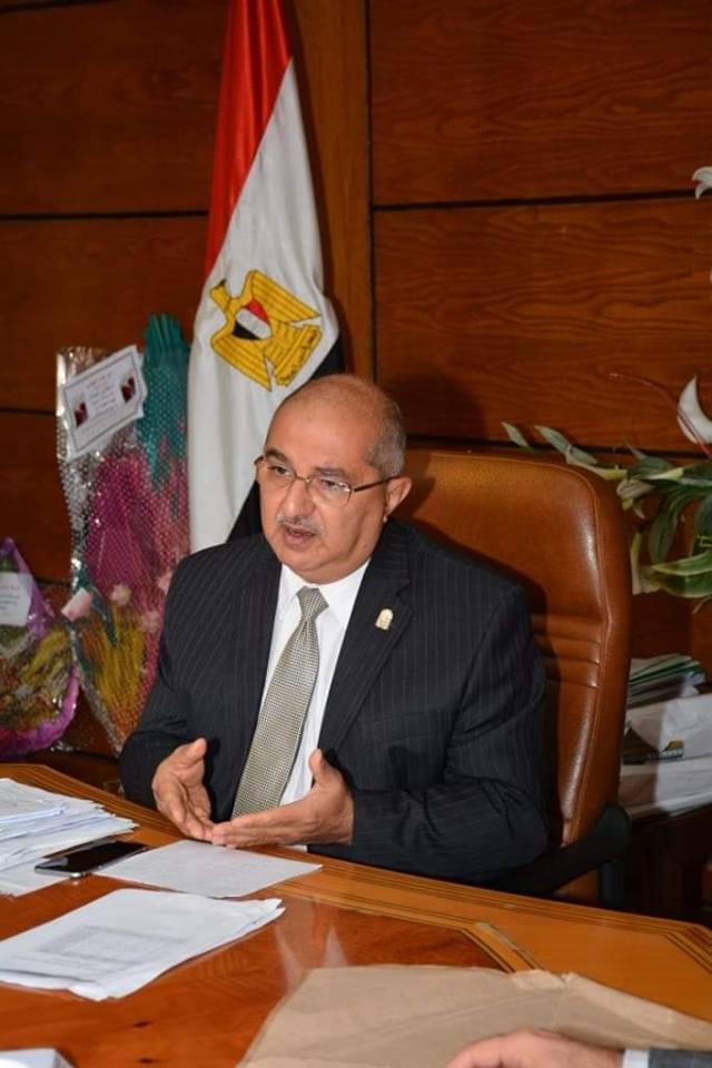 شهر مكافأة للعاملين في جامعة أسيوط بمناسبة المولد النبوي