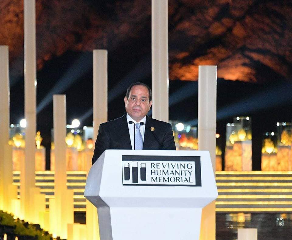 السيد الرئيس يفتتح النصب التذكاري (إحياء الإنسانية) بشرم الشيخ