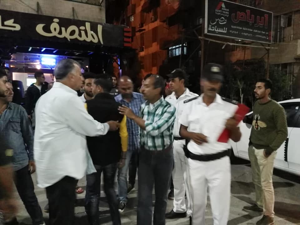 استكمال حملات الاشغالات بحي الزهور بالفترة المسائية في بورسعيد