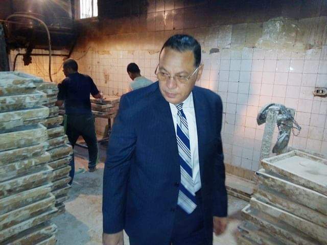 غلق مخبز لمخالفته شروط النظافة وإنتاج خبز ناقص الوزن بالشرقية