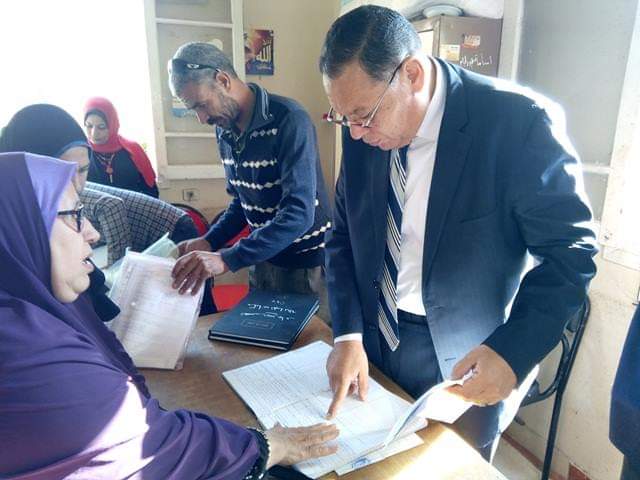 محافظ الشرقية يقوم بزيارة مفاجئة لمبنى الوحدة المحلي بالشوبك