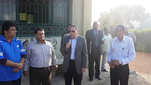 محافظ الشرقية يحضر طابور الصباح بمدرسة الدكتور أحمدي عبد العزيز