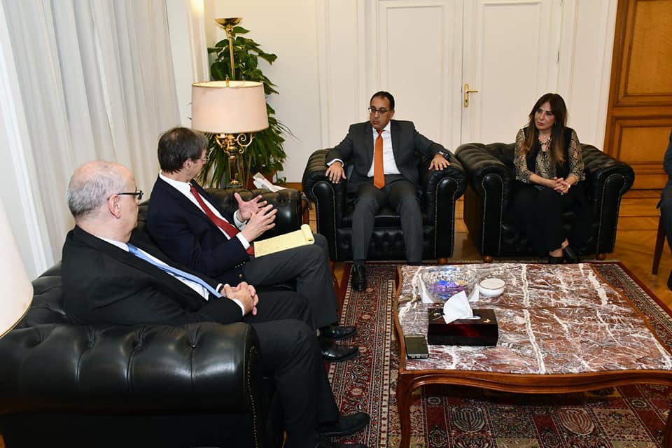 خبراء البنك الدولي يشيدون بجهود مصر في برنامج خدمات الصرف الصحي