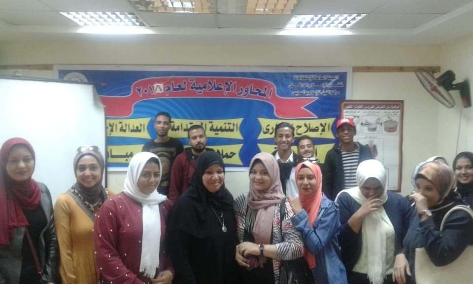 طلبة كلية الأداب فى ضيافة مركز النيل للإعلام بالسويس