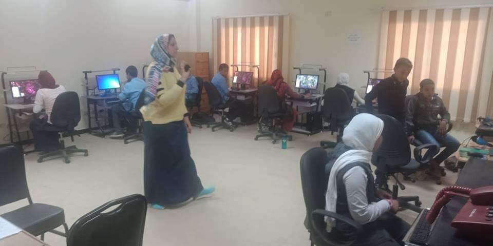 رحله في عالم الحاسوب واهمية التكنولوجيا فى حياتنا بثقافة أسيوط