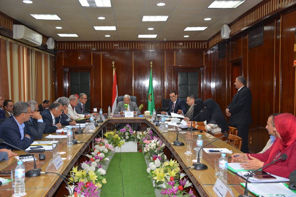 محافظ الدقهلية يستجيب لطلب مقبرة لأحدي المواطنات