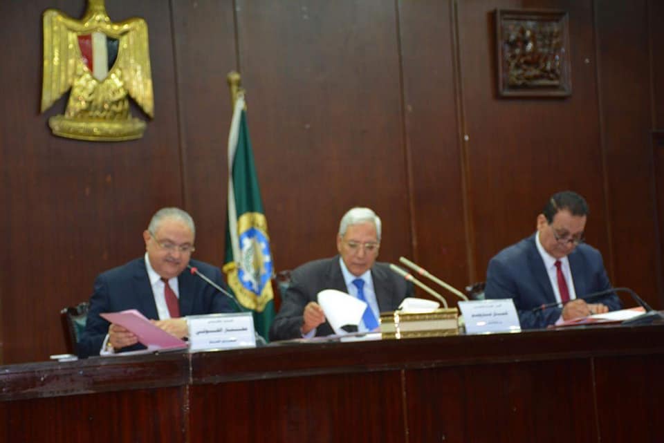 محافظ الدقهلية يقرر إطلاق اسم عدد من الشهداء على المدارس