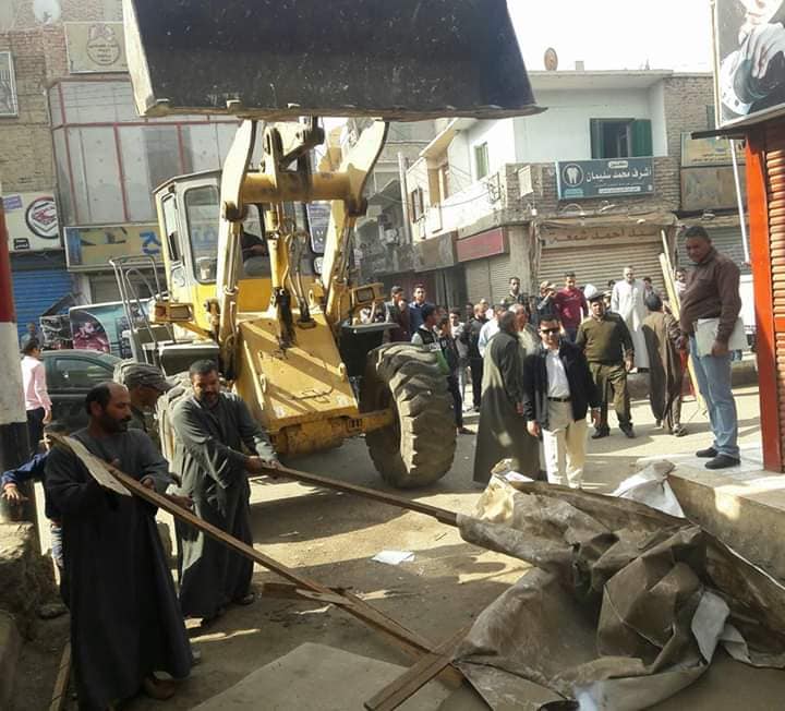حملة مكبرة لإزالة الإشغالات بمدينة سمسطا جنوب غرب بني سويف