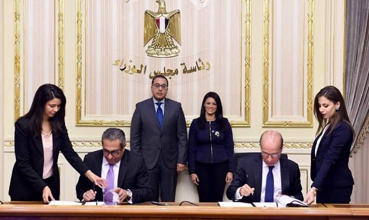 رئيس الوزراء يشهد توقيع مذكرة تفاهم لإدارة منتجع سياحى عالمى بالعلمين الجديدة