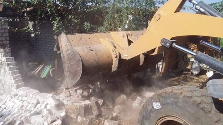 تكليفات من رئيس الجمهورية ينفذها محافظ المنيا لاسترجاع الرقعة الزراعية