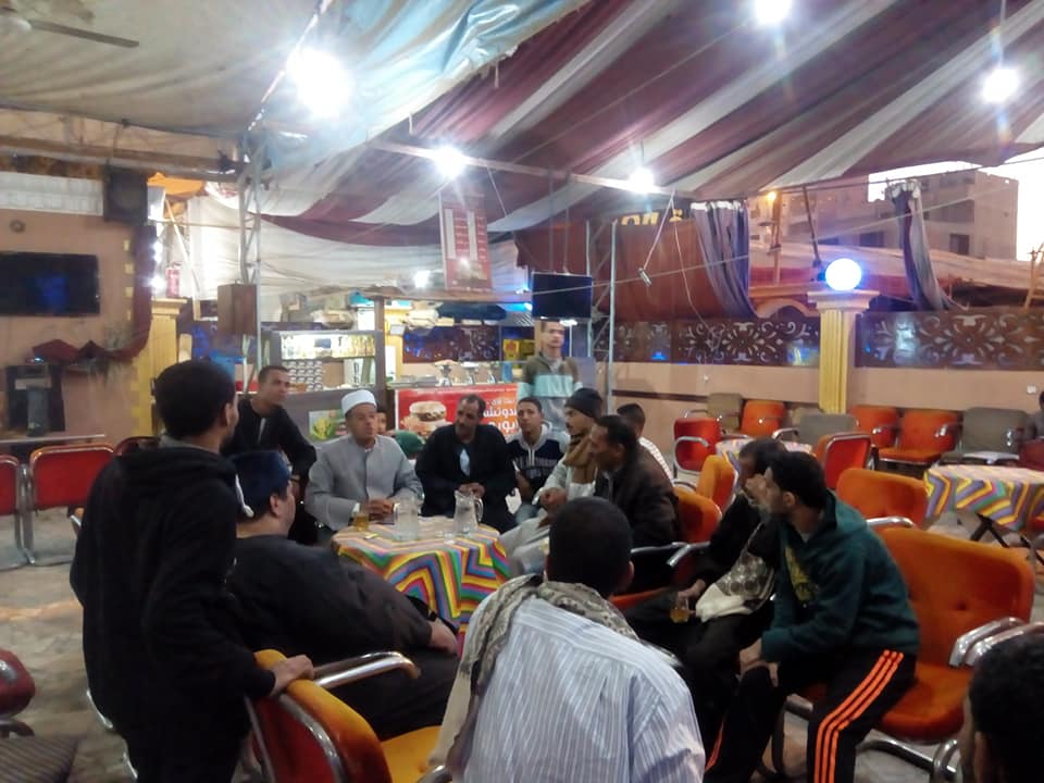 صفات الرسول ضمن حمله للوعظ بالاماكن العامه بفرشوط شمال قنا