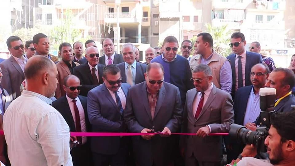 محافظ الفيوم يفتتح معرض السلع الغذائية المخفضة