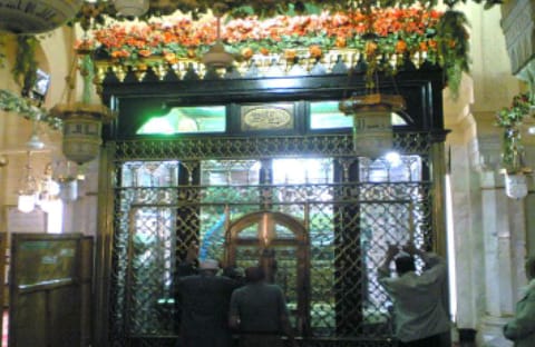 الطرق الصوفية تبدأ احتفالاتها بمولد السيدة ”فاطمة النبوية”