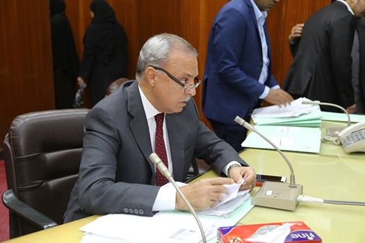 محافظ قنا يبحث 500 طلب خلال اللقاء الإسبوعى مع المواطنين