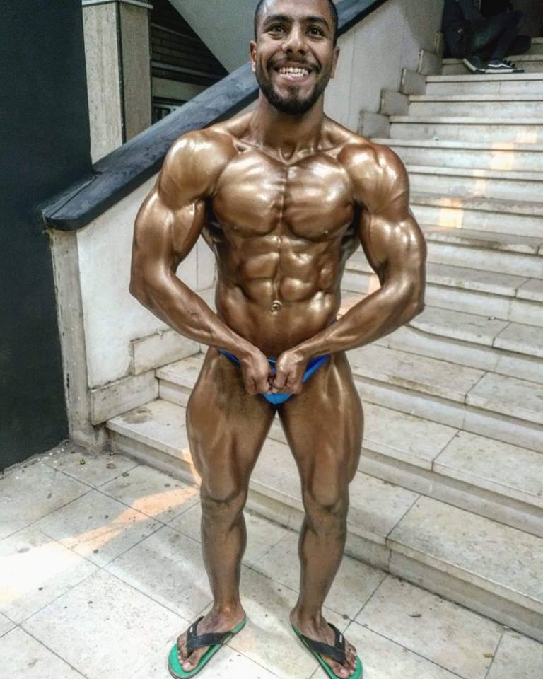 هدهد يفوز بالميدالية الفضية لكمال الجسام بأسيوط