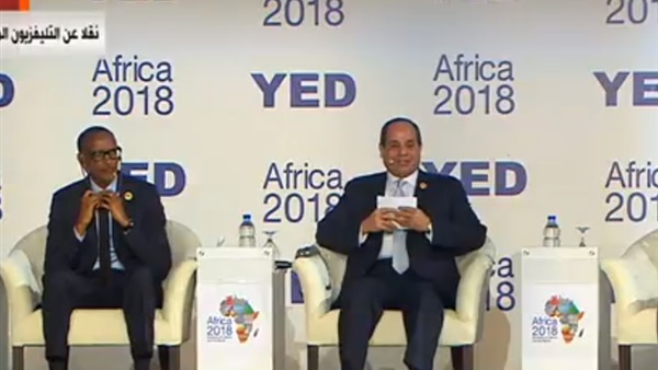 الرئيس السيسي يؤكد علي إصدار تشريعات وقوانين جديدة لدعم مشروعات الشباب