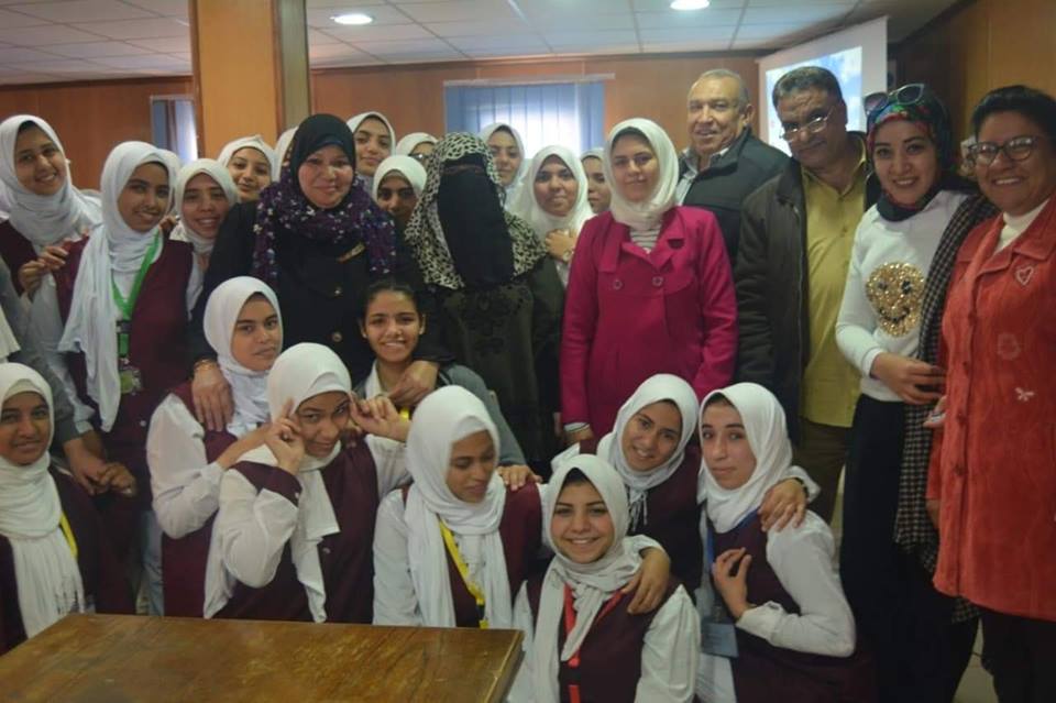 مبادرة ”100مليون صحة” بمدرسة التمريض بمستشفى السويس العام 