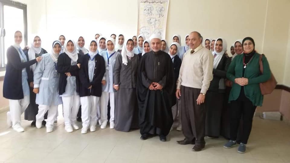 ندوة بعنوان ” كيفية تقوية النفس لمواجهة الازمات ” بمستشفي كرموز للتأمين الصحي