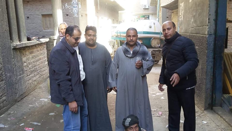 اصلاحات جديدة بشبكة المياه والصرف الصحي بقرية ” بني منصور ” في سوهاج