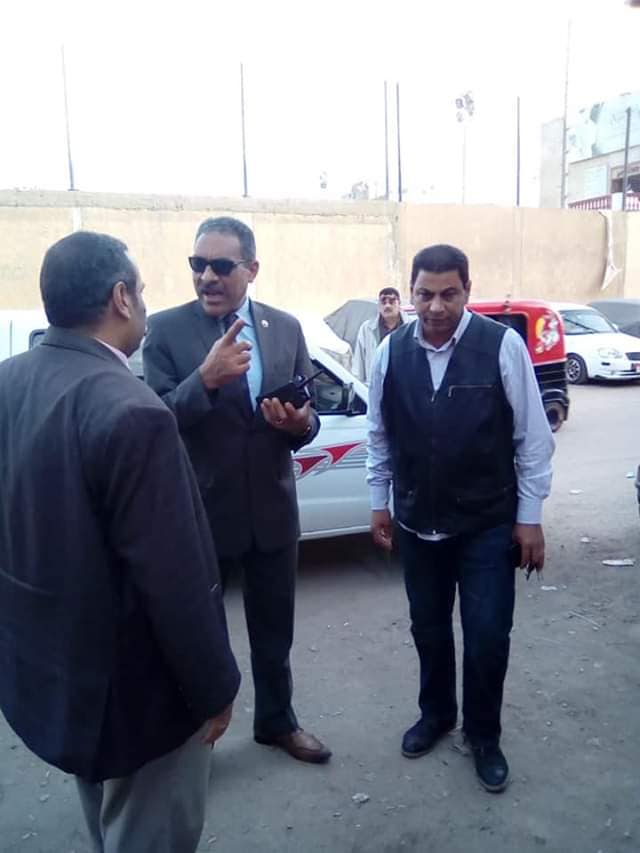 مدارس التجارة الفنية المتقدمة تضرب مواعيد الانصراف عرض الحائط