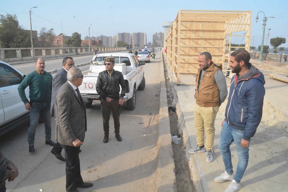 محافظ المنيا يتفقد أعمال تنفيذ مشروع ”شارع مصر”