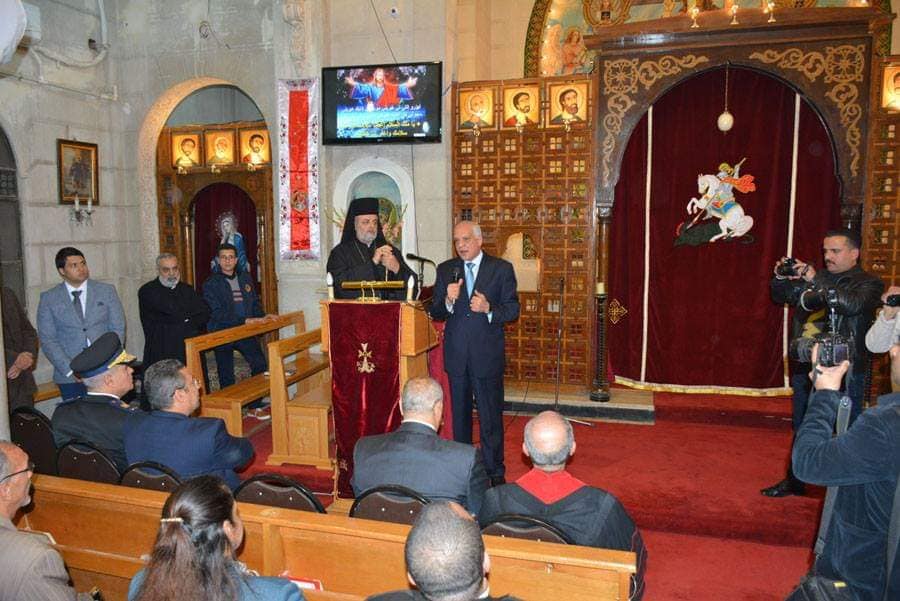 محافظ الجيزة يهنئ الأخوة الكاثوليك بعيد الميلاد المجيد