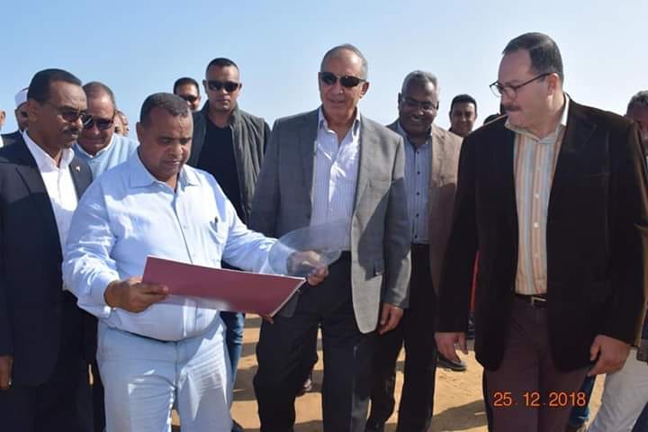 عبدالله يتابع إستكمال أعمال نزل شباب شلاتين بتكلفة ١٦ مليون جنيه