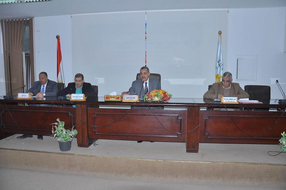 متحدي الإعاقة في دائرة ضوء اهتمام محافظ أسيوط