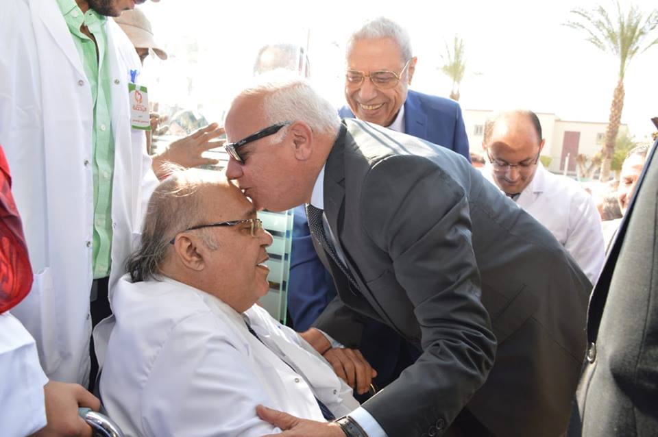 محافظ بورسعيد ينعي وفاه الدكتور شريف ابو جندي